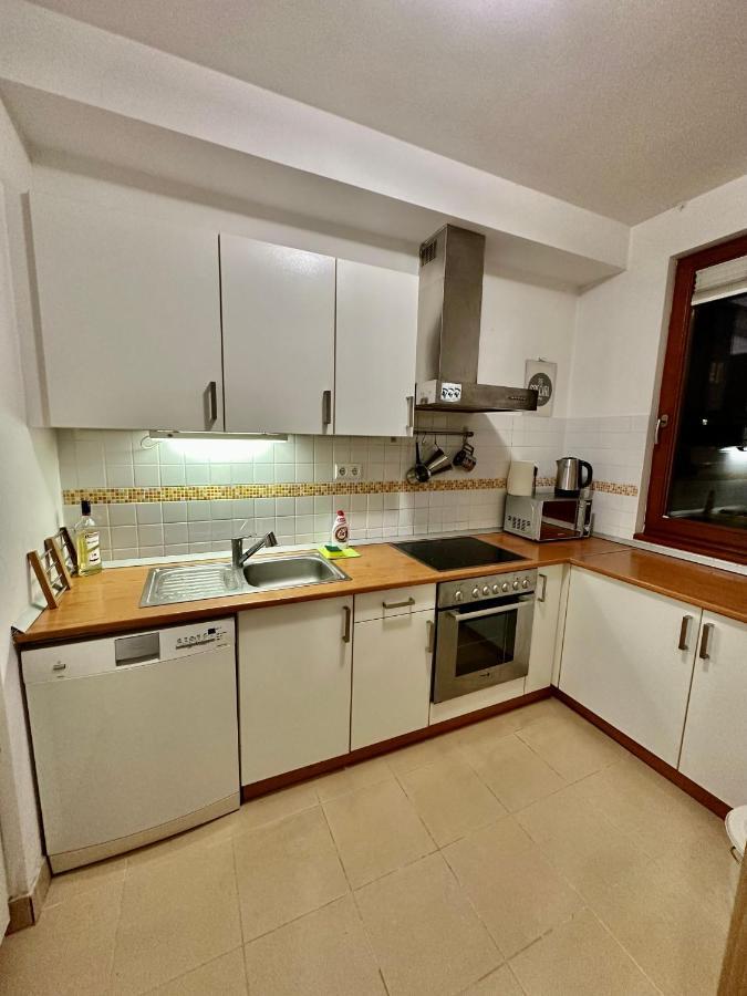 Central Apartment With Balcony Budapest Exterior foto