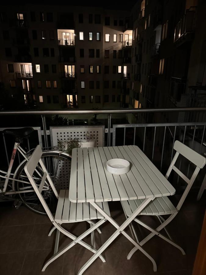 Central Apartment With Balcony Budapest Exterior foto