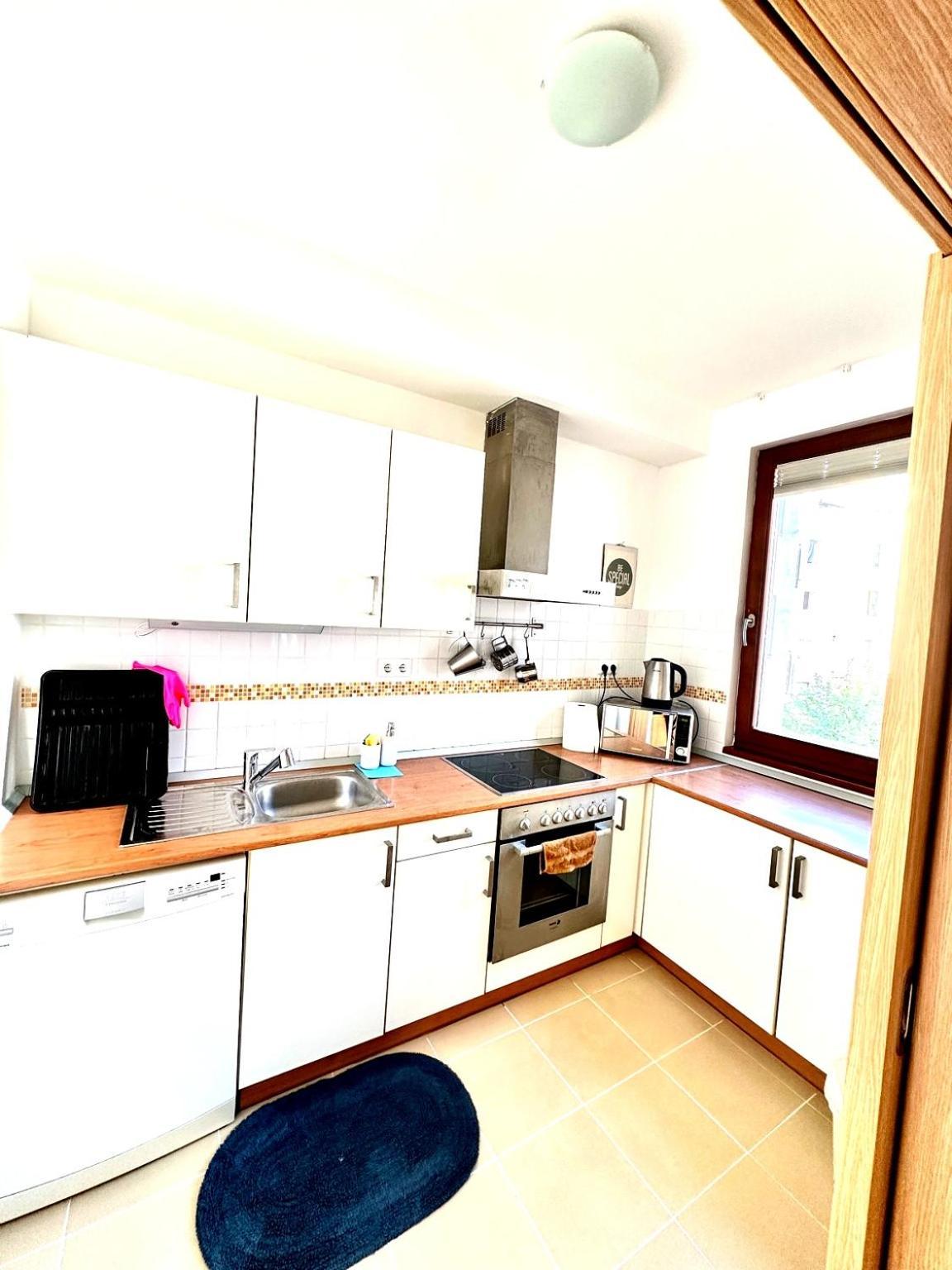 Central Apartment With Balcony Budapest Exterior foto